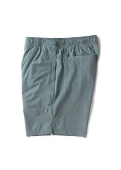 Vissla Alto 18" Hybrid Elastic Walkshort -Urban Nomad M2044ALT 3 d47ff05f 668d 415e bd7a 39945925b783